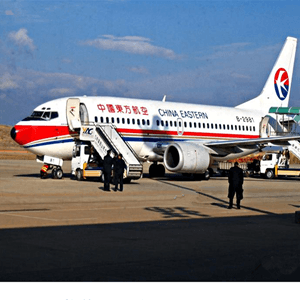 三家子航空运输航空快运业稳步发展的原因是什么？